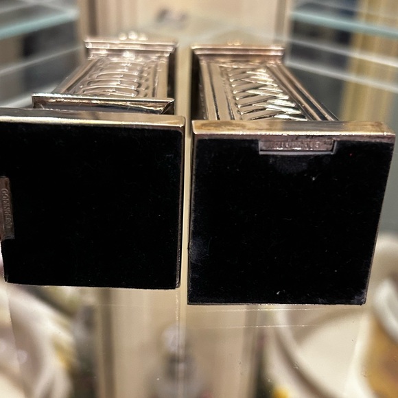 Vintage Godinger Art Deco Silver Plated Salt and Pepper Shakers - Picture 5 of 5